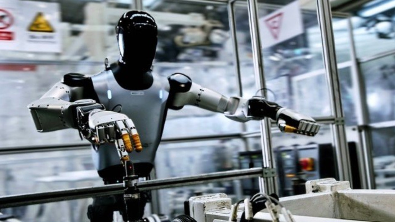 IT早报 0303:4499 元起苹果 iPhone 17e 发布;比亚迪 3 月 5 日将召开颠覆性技术发布会;阿里巴巴大模型品牌统一为千问;清华毕业生出国深造比例仅 8.5%...