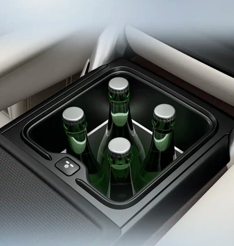 2026 款路虎揽胜及路虎卫士上市,售 68.99 万元起