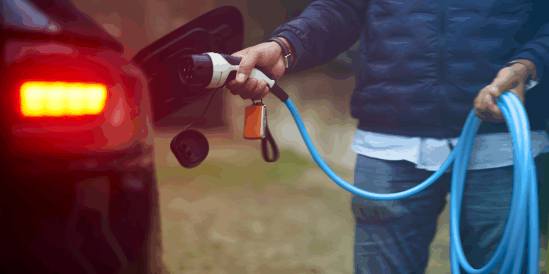 优步推出 Uber Electric 计划:美国网约车主换电动汽车可享最高 5000 美元补贴